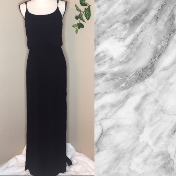 La Hearts Dresses & Skirts - 3️⃣/$2️⃣5️⃣ LA Hearts Black Maxi Dress Size Large